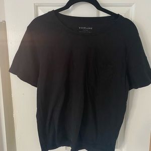 Everlane women’s Tee with front pocket